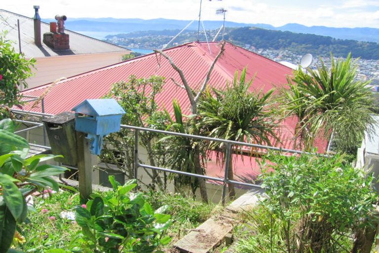 Photo of property in 61 Central Terrace, Kelburn, Wellington, 6012