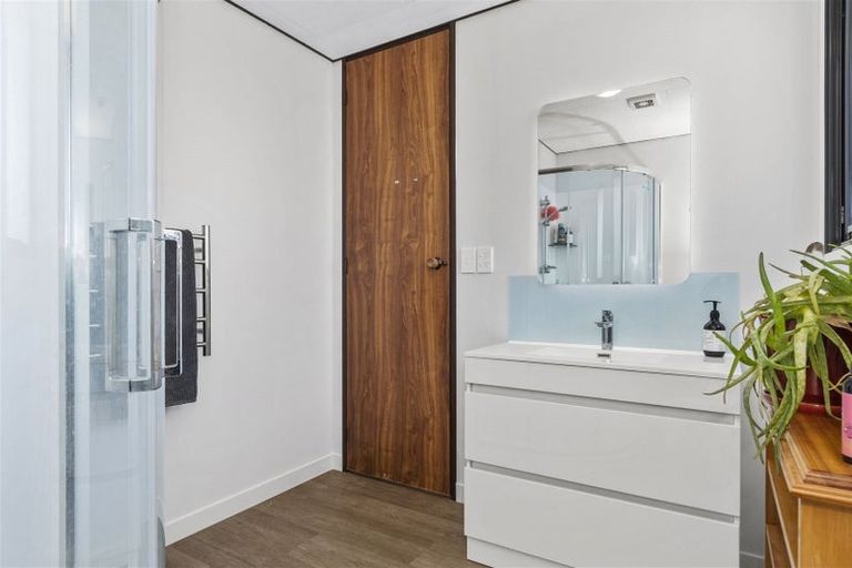 Photo of property in 5 Longstead Avenue, Papamoa Beach, Papamoa, 3118