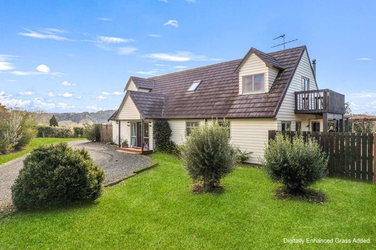 Photo of property in 162 White Road, Hunua, Papakura, 2583
