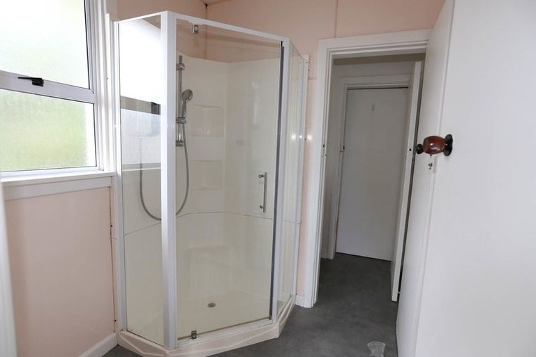 Photo of property in 48 Balgay Street, Upper Riccarton, Christchurch, 8041