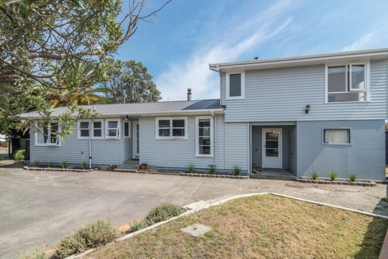 Photo of property in 31 Winton Street, Paraparaumu Beach, Paraparaumu, 5032