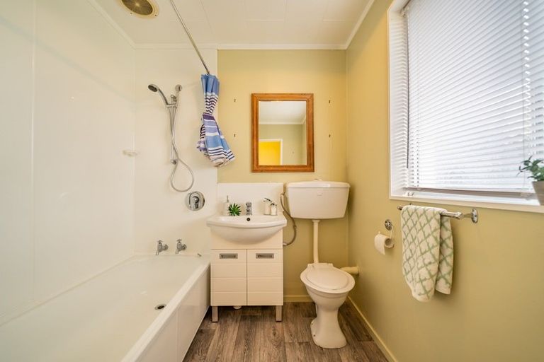 Photo of property in 21b Seddon Street, Wallaceville, Upper Hutt, 5018