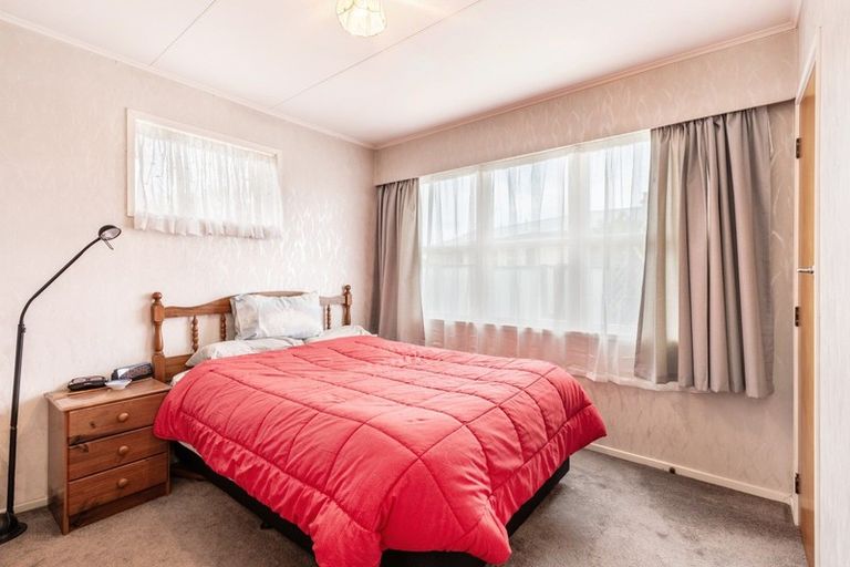 Photo of property in 15 Simkin Street, Taupo, 3330