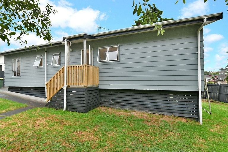 Photo of property in 22 Bay Vista Drive, Red Beach, 0932