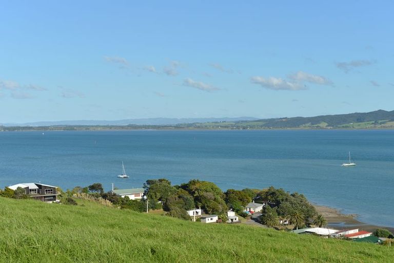 Photo of property in 25 Scott Court, Stokes Valley, Lower Hutt, 5019