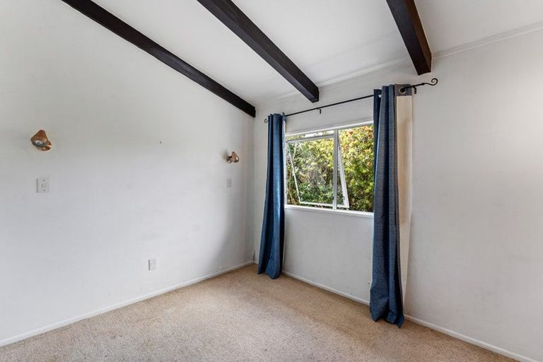Photo of property in 63 Queens Road, Waikanae Beach, Waikanae, 5036