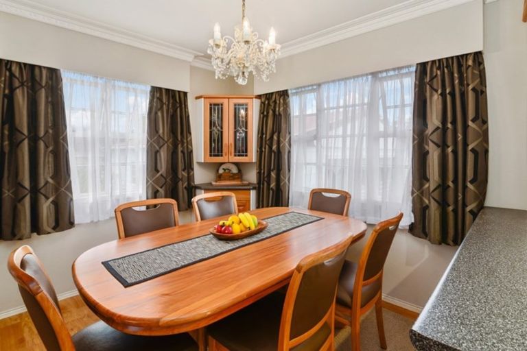 Photo of property in 323 Malfroy Road, Pomare, Rotorua, 3015