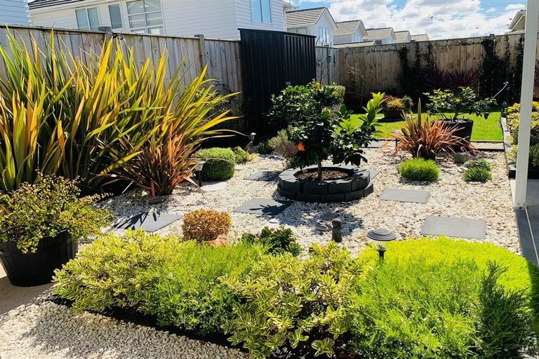 Photo of property in 6 Gum Spear Road, Takanini, 2112