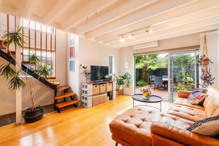 Photo of property in 5/65 Woodward Road, Mount Albert, Auckland, 1025