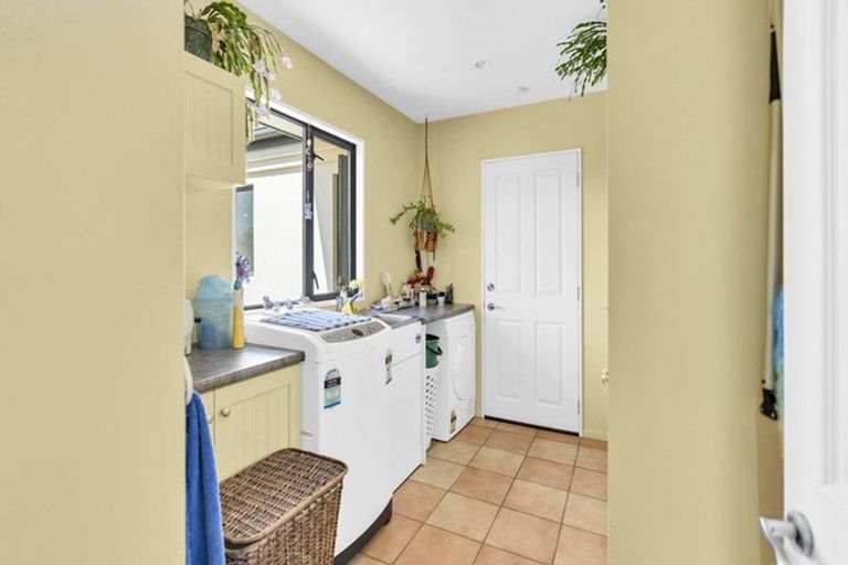 Photo of property in 38 Sillano Place, Ohoka, Kaiapoi, 7692