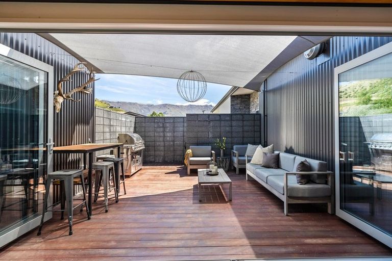 Photo of property in 75 Lowburn Valley Road, Lowburn, Cromwell, 9384