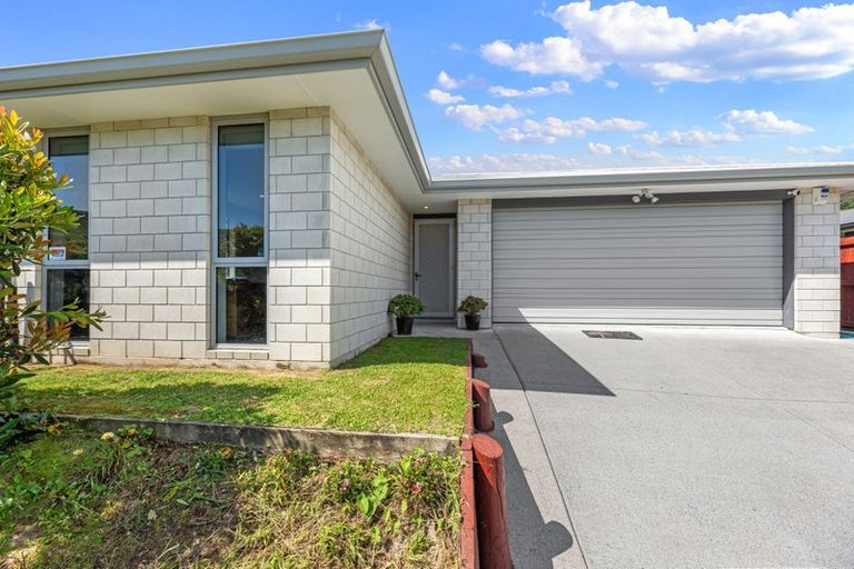 Photo of property in 101 Ballintoy Park Drive, Welcome Bay, Tauranga, 3175