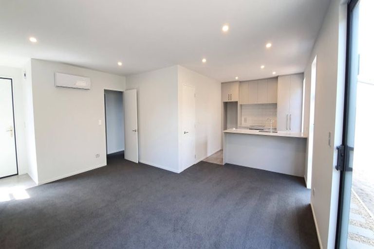 Photo of property in 2/70 Grants Road, Papanui, Christchurch, 8053