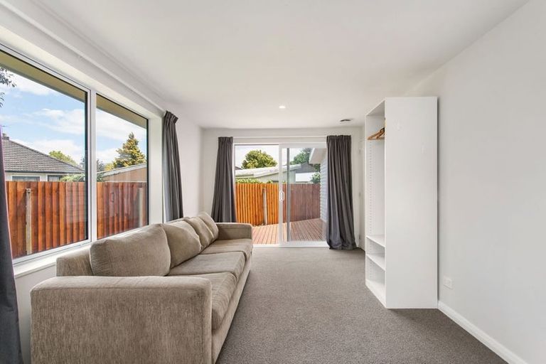 Photo of property in 47 Kirkwood Avenue, Upper Riccarton, Christchurch, 8041