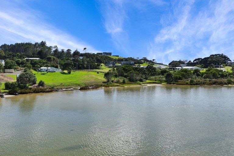 Photo of property in 126 Estuary Drive, Mangawhai Heads, Mangawhai, 0505