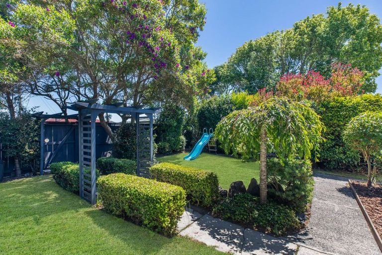 Photo of property in 64 Gloucester Road, Manurewa, Auckland, 2102