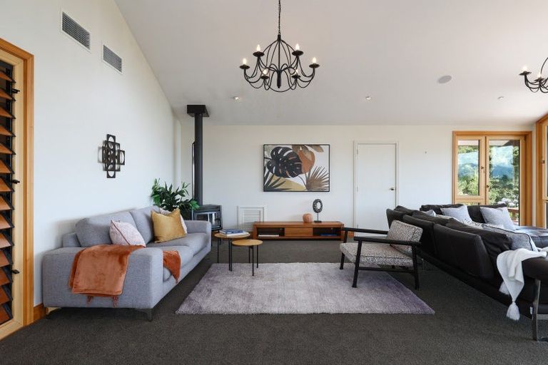 Photo of property in 4 Bronte Road East, Bronte, Upper Moutere, 7173