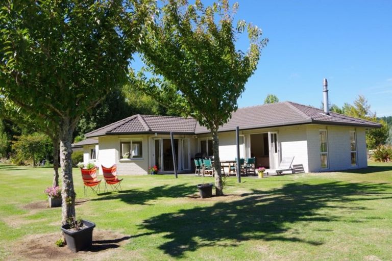 Photo of property in 36 Hurunui Lane, Kinloch, Taupo, 3377