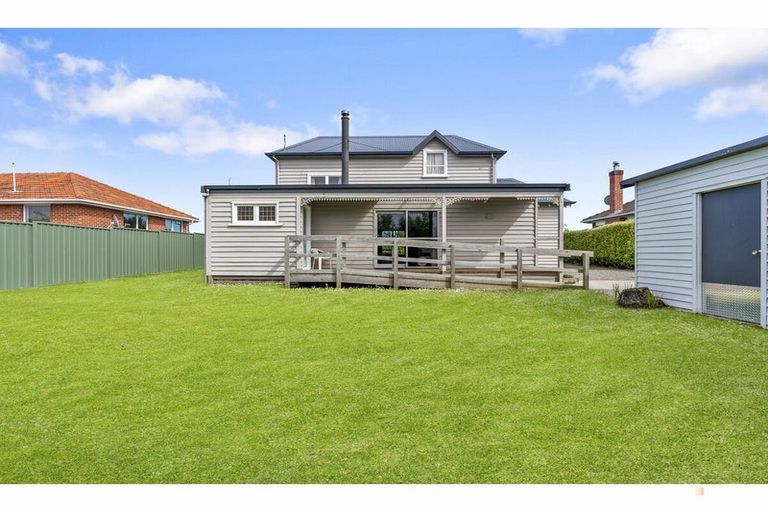 Photo of property in 18 Saint George Street, Watlington, Timaru, 7910