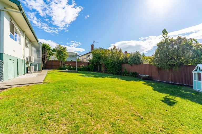 Photo of property in 2/318 Church Street, West End, Timaru, 7910
