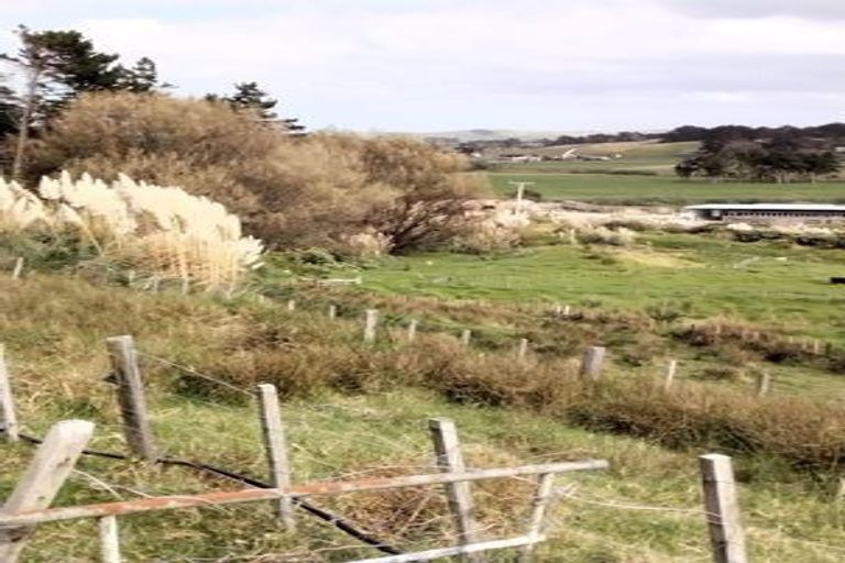 Photo of property in 295 Waihue Road, Dargaville, 0372