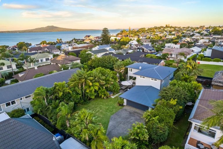 Photo of property in 7 Sanders Avenue, Takapuna, Auckland, 0622