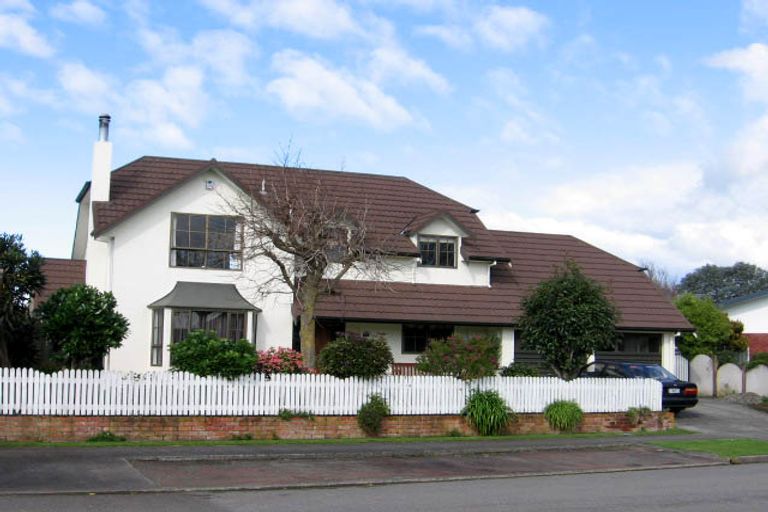 Photo of property in 9 Adrien Way, Awapuni, Palmerston North, 4412