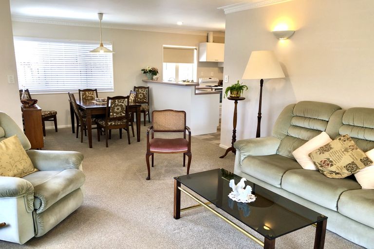 Photo of property in 2/262 Bank Street, Te Awamutu, 3800