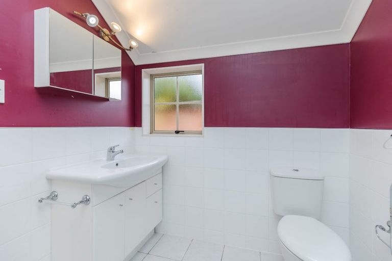 Photo of property in 32 Miers Glade, Rototuna North, Hamilton, 3210