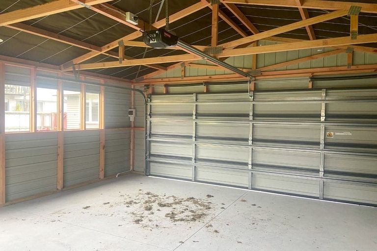 Photo of property in 59 Cuffs Road, Wainoni, Christchurch, 8061