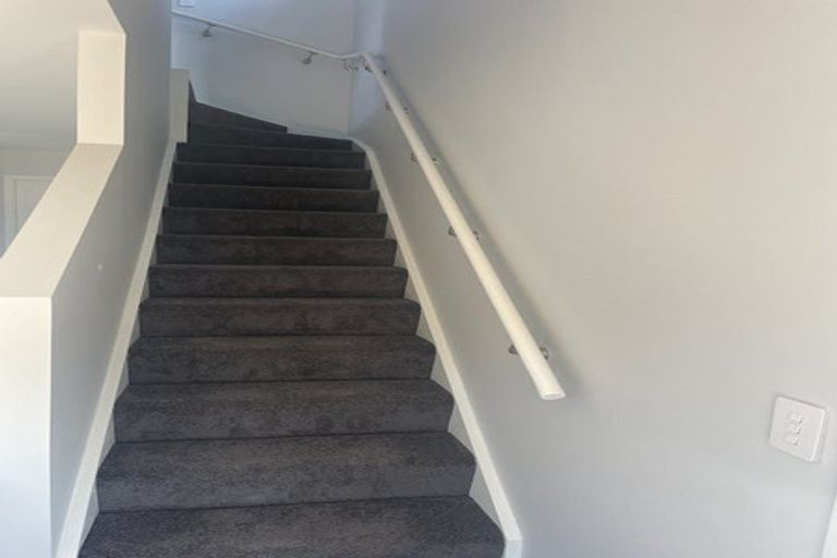 Photo of property in 128d Randwick Road, Moera, Lower Hutt, 5010