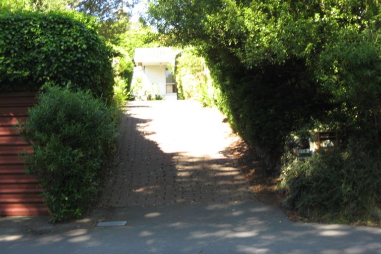 Photo of property in 1/171 Fifield Terrace, Opawa, Christchurch, 8023