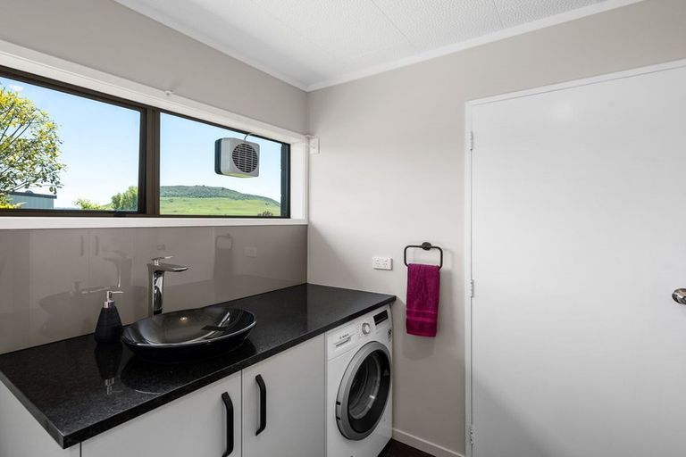 Photo of property in 5 Rangikatea Road, Omori, Turangi, 3381