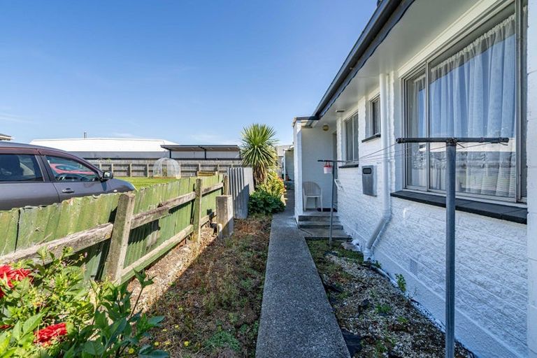Photo of property in 2/3 Maitland Street, Strathern, Invercargill, 9812
