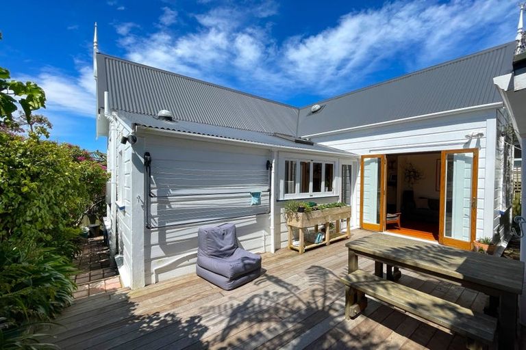 Photo of property in 76a Wright Street, Mount Cook, Wellington, 6021