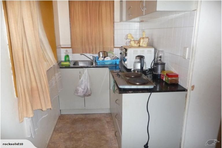 Photo of property in 6/3 Koromiko Street, New Lynn, Auckland, 0600