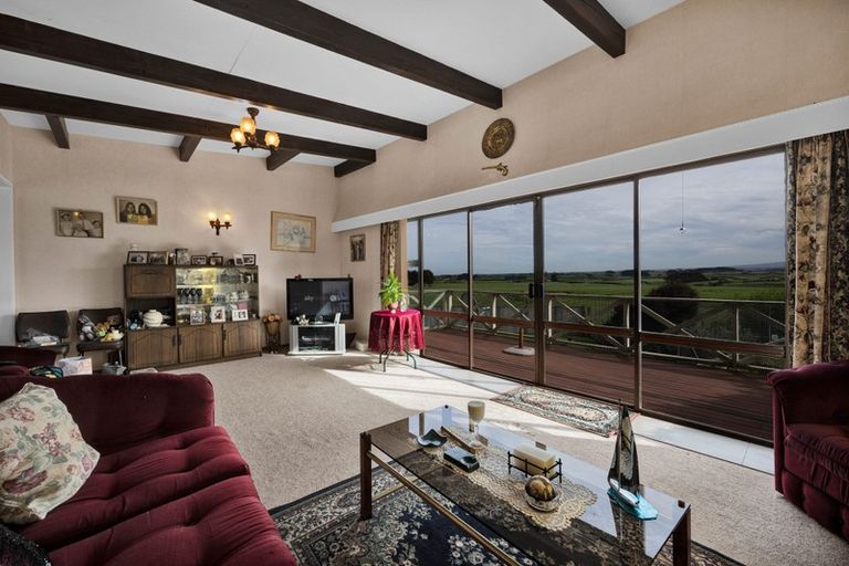 Photo of property in 10 Green Lane, Hawera, 4610