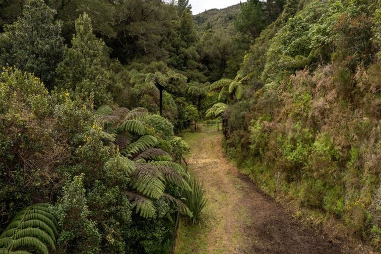 Photo of property in 1258 Akatarawa Road, Akatarawa, Upper Hutt, 5372