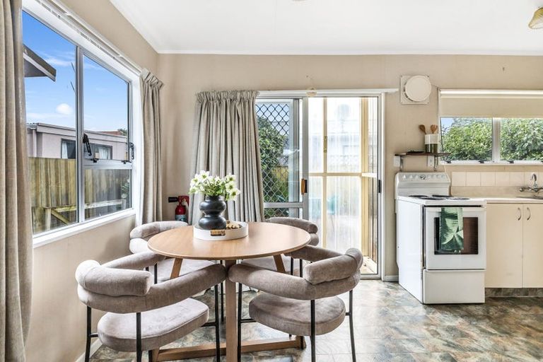 Photo of property in 5 Avon Place, Springvale, Whanganui, 4501