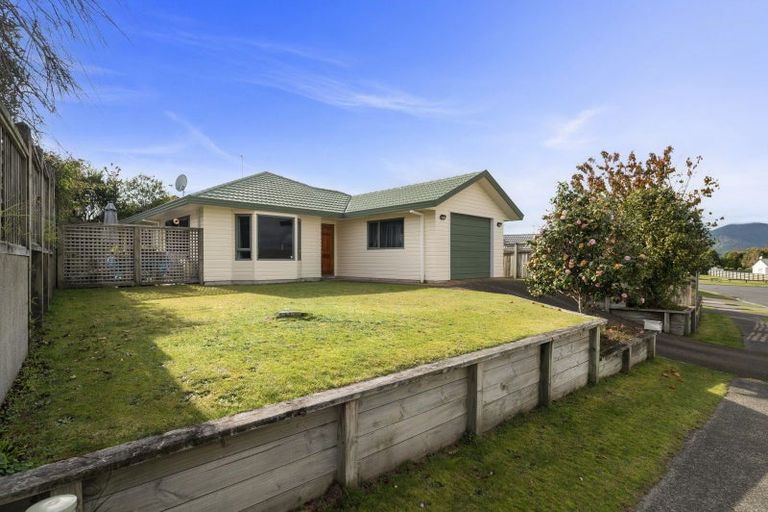 Photo of property in 2/6 The Grove, Nukuhau, Taupo, 3330