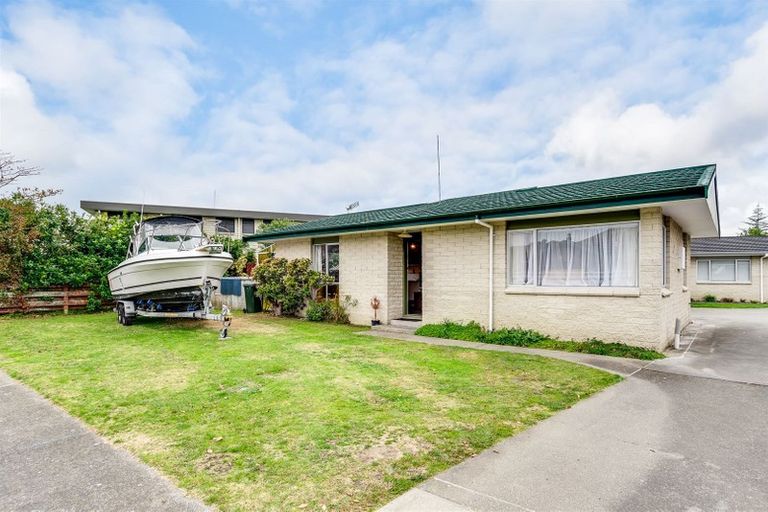 Photo of property in 1/36 Anderson Road, Taradale, Napier, 4112