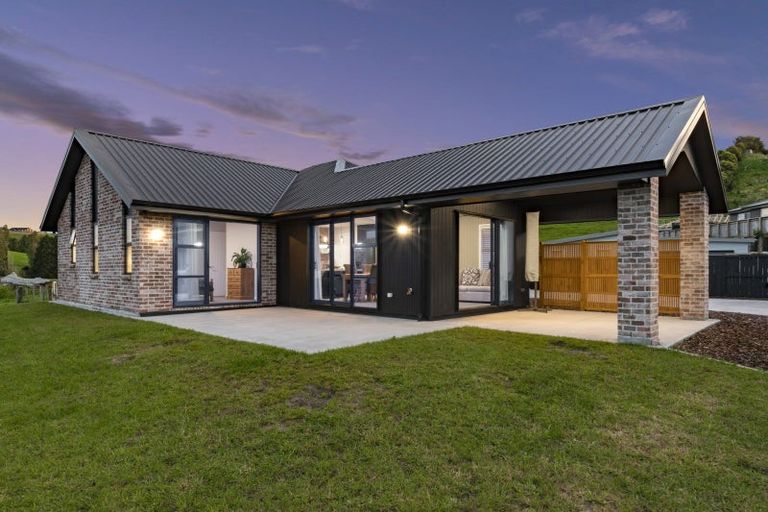 Photo of property in 26 Hayward Place, Ohauiti, Tauranga, 3112