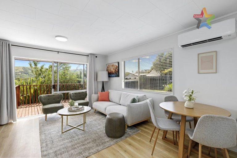 Photo of property in 20b Invercargill Drive, Kelson, Lower Hutt, 5010