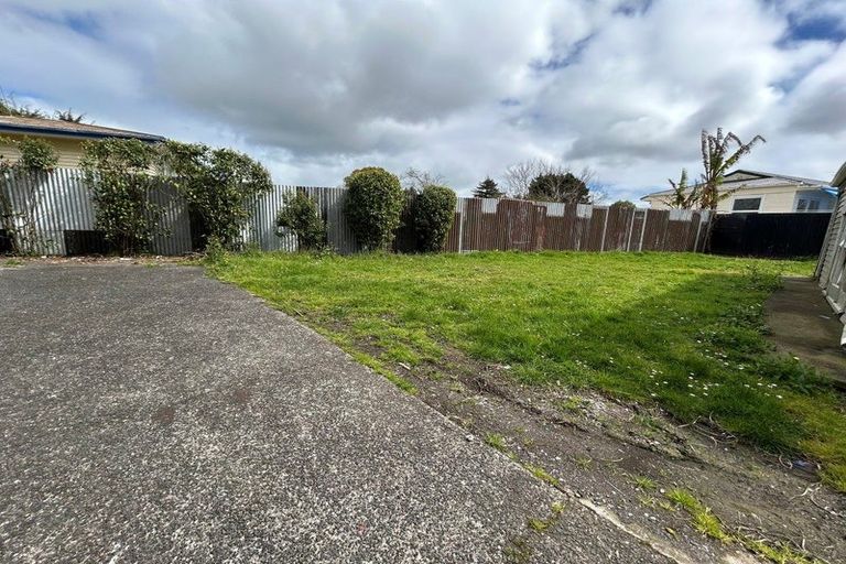 Photo of property in 11 Eastburn Street, Papakura, 2110