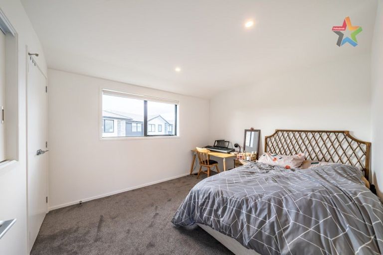 Photo of property in 2/123 Cambridge Terrace, Fairfield, Lower Hutt, 5011
