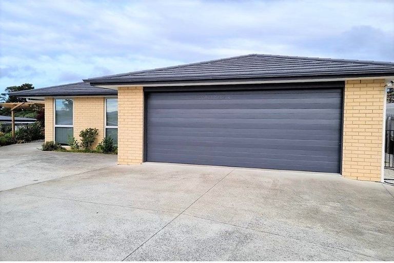 Photo of property in 8 Matuku Place, Mangawhai, 0505