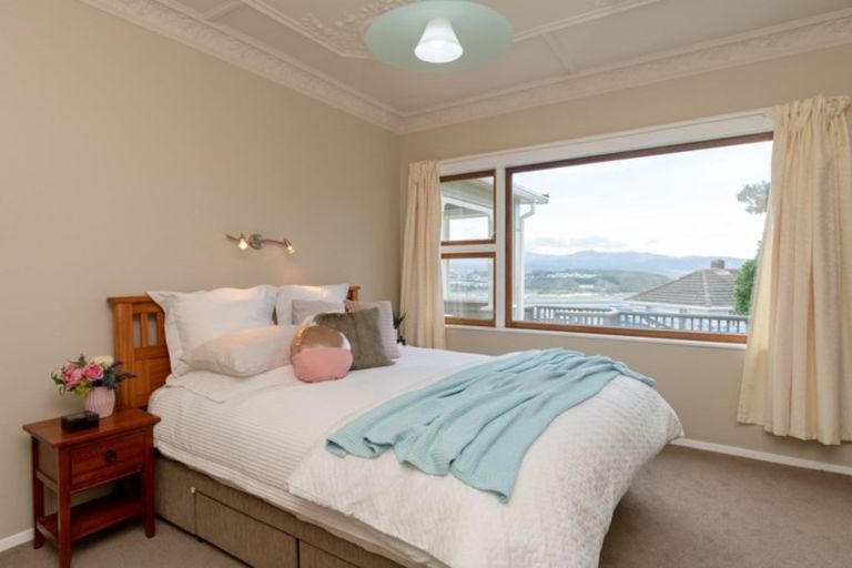 Photo of property in 15 Sunglow Avenue, Melrose, Wellington, 6023