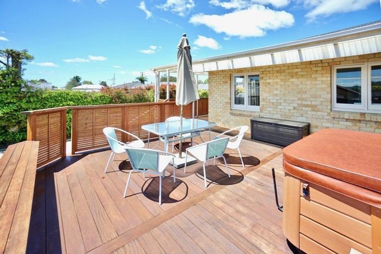 Photo of property in 237 Boucher Avenue, Te Puke, 3119