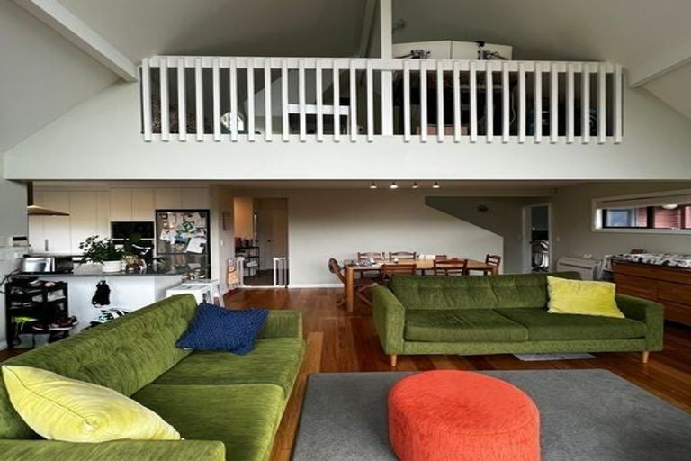 Photo of property in 2b Swainson Street, Naenae, Lower Hutt, 5011