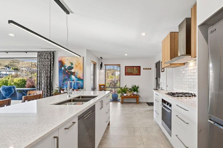 Photo of property in 23 Kereru Crescent, Wanaka, 9305
